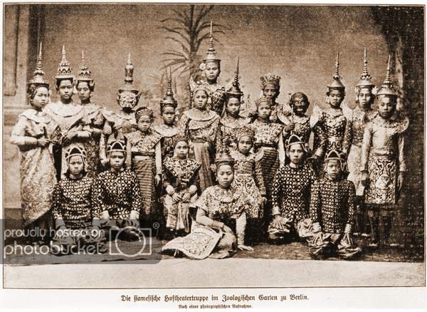 Siamese Dancing Troupe in Berlin 1900