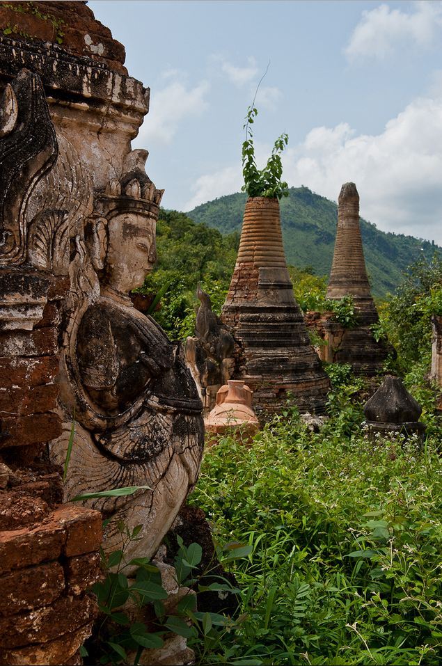 Buddhist stupas of Bagan